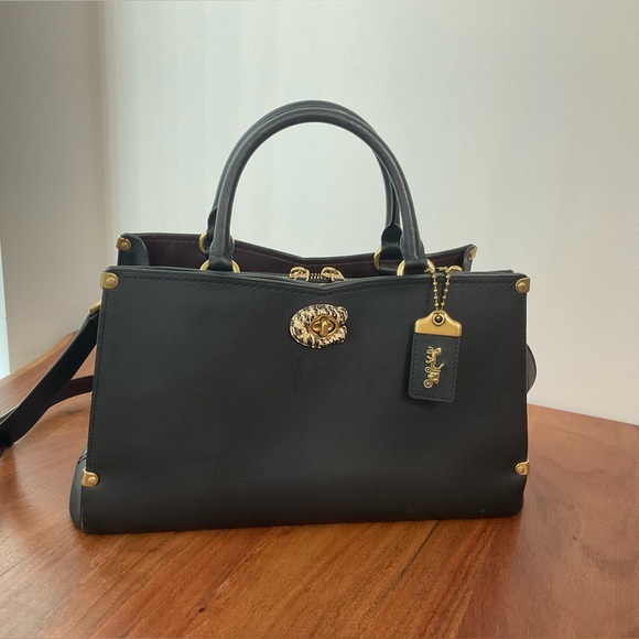 Coach Mason Caryall in black smooth leather with snakeskin detail - Picture 1 of 10